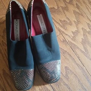 Donald J pliner size 8 medium Heels